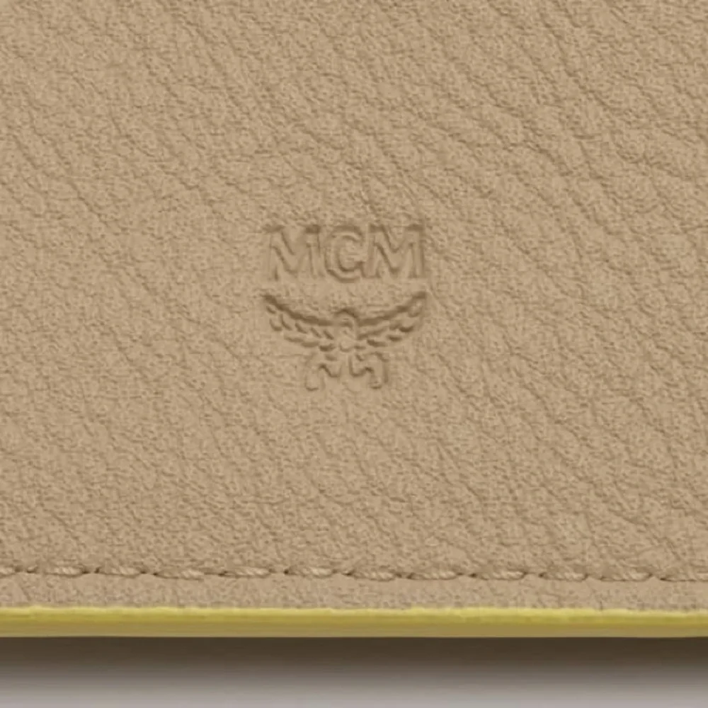 NWOT MCM Aren Wallet on Chain Crossbody